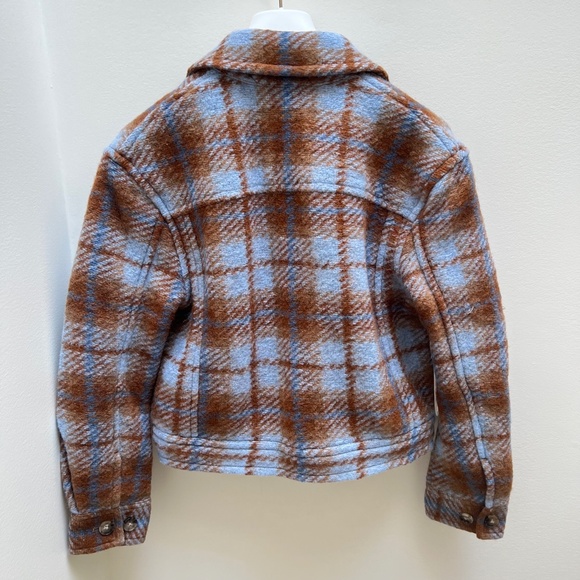 Wilfred Free | The Ganna™ Cropped Shirt Jacket - Picture 5 of 10